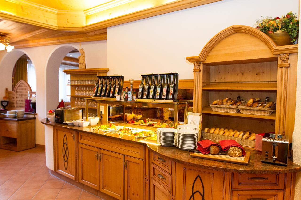 Hotel Albona 4*